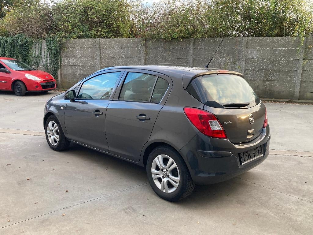 Opel Corsa 1.4 benzine 2012 met 119000km*GPS*GARANTIE, Auto's, Opel, Euro 5, Stof, 4 cilinders, Bedrijf