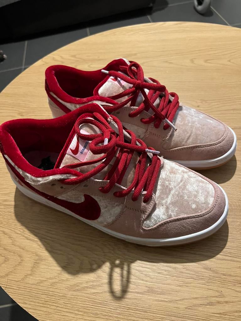 Nike sb dunk maat 45, Enlèvement ou Envoi, Comme neuf