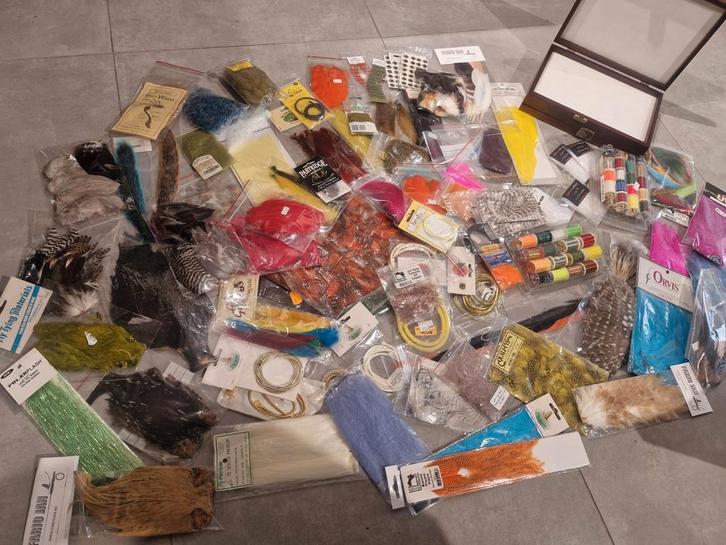 Bindgerief set ,  bindset xxl , vliegbinden , vliegdoos, Watersport en Boten, Hengelsport | Vliegvissen, Ophalen of Verzenden