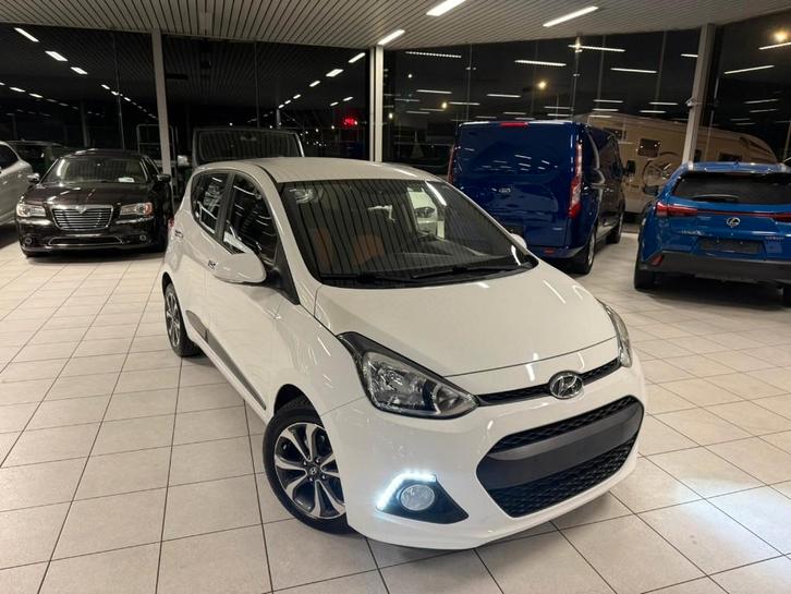 Hyundai i10 1.2i Benzine 64kW Euro 6b, Auto's, Hyundai, Bedrijf, i10, ABS, Airbags, Alarm, Automatische klimaatregeling, Bluetooth