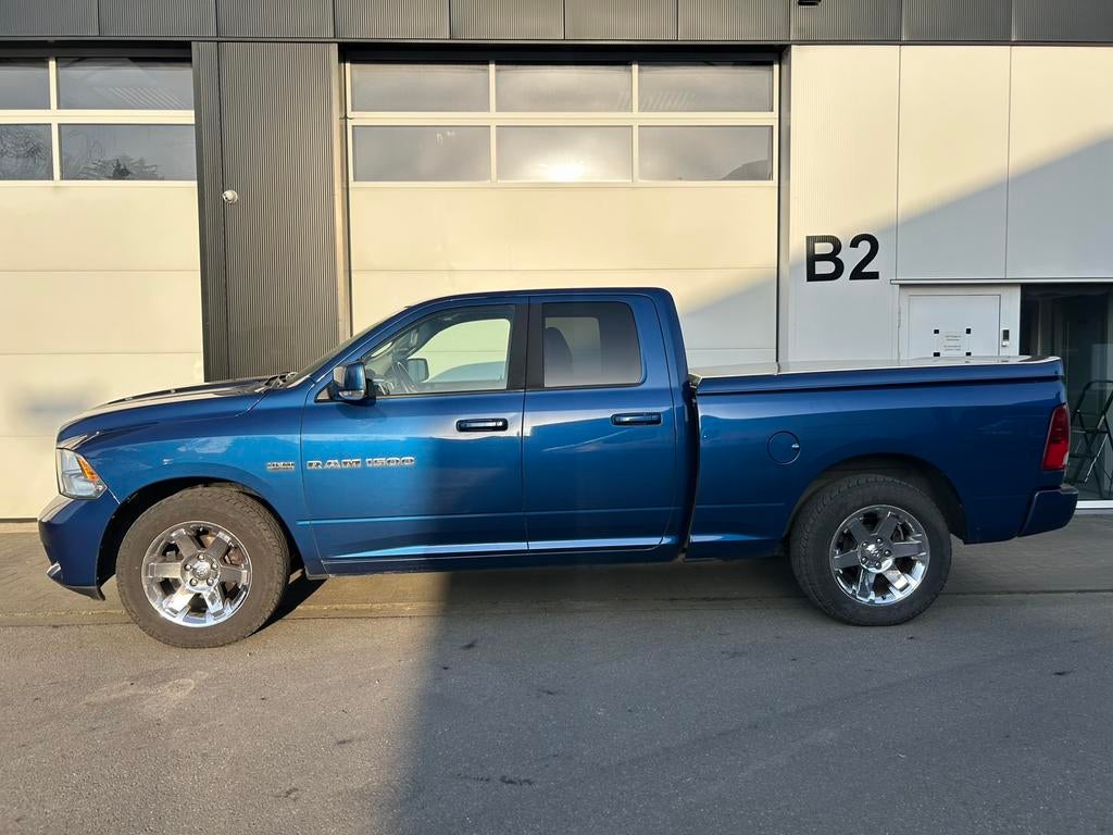Dodge Ram 1500 HEMI 5.7L V8, Auto's, Dodge, Automaat, Euro 5, Zwart, Blauw