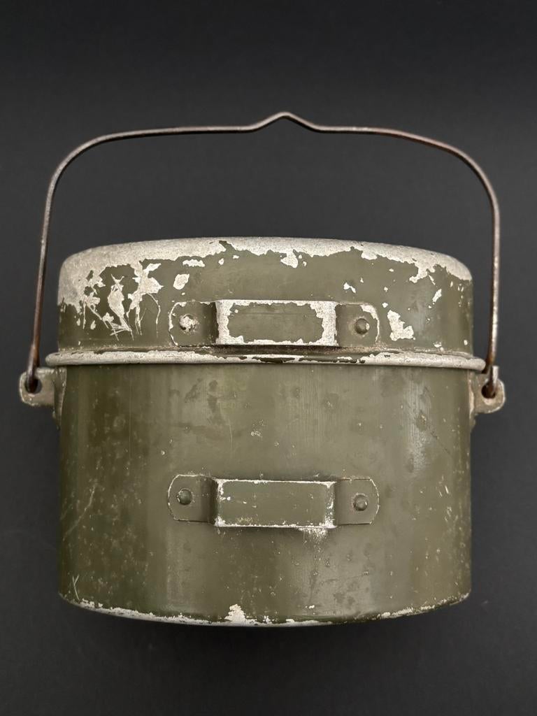 Italiaanse/Duitse eetketel WO2, Ophalen of Verzenden