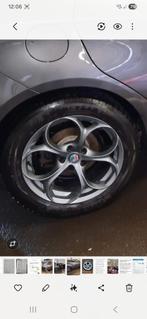 4 Jantes et pneus godear 4 saisons, Autos : Divers, Arbres de jante