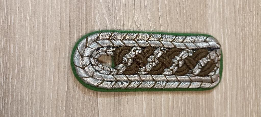 Patte d'épaule d'offi Allemand Meister Schutzpolizei  ww2, Collections, Objets militaires | Seconde Guerre mondiale, Envoi, Armée de terre