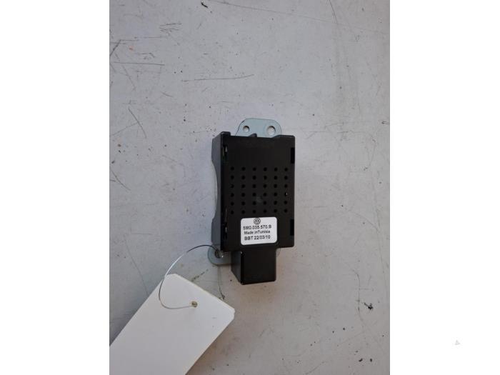 Antenne amplificateur d'un Volkswagen Golf, Autos : Pièces & Accessoires, Électronique & Câbles, Volkswagen, Utilisé, 3 mois de garantie