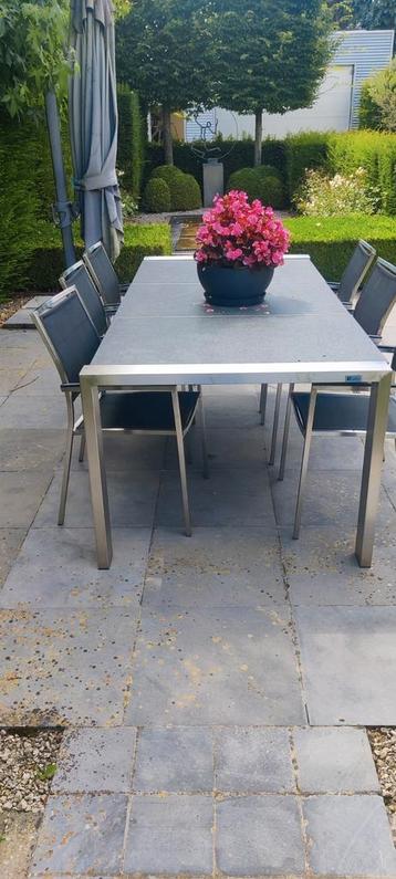 Solte tuintafel met 3 marmeren delen en 6 Deauville stoelen  beschikbaar voor biedingen
