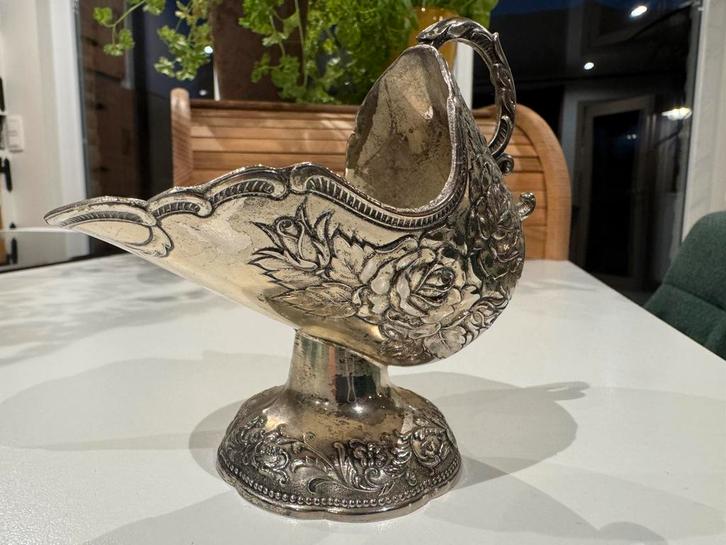 Ancienne saucière décorative en métal argenté –, Tuin en Terras, Tuinbeelden, Zo goed als nieuw, Metaal, Ophalen of Verzenden