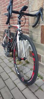 Pinarello Marvel Full Carbon Ultegra DI2, Fietsen en Brommers, Fietsen | Racefietsen, Ophalen, Zo goed als nieuw, Carbon, Meer dan 20 versnellingen