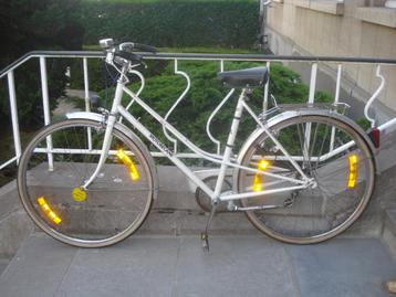 MOTOBECANE Beau Vélo de Randonnée pour Femme Vintage 1982 beschikbaar voor biedingen