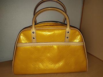 Louis Vuitton Vernis Yellow Tomkins Square M91102 beschikbaar voor biedingen