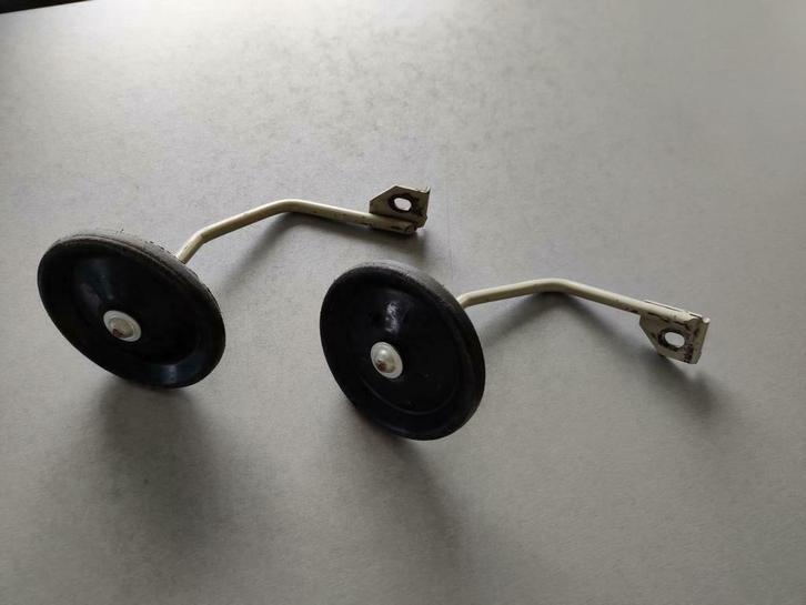 Steunwieltjes/zijwieltjes mét bevestigingsplaat, Fietsen en Brommers, Fietsen | Kinderfietsjes, Gebruikt, Zijwieltjes, Ophalen of Verzenden