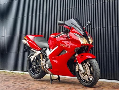 Honda VFR V-tec 800 Super beau vélo de randonnée + garantie., Motos, Motos | Honda, Entreprise, Sport, plus de 35 kW, 4 cylindres