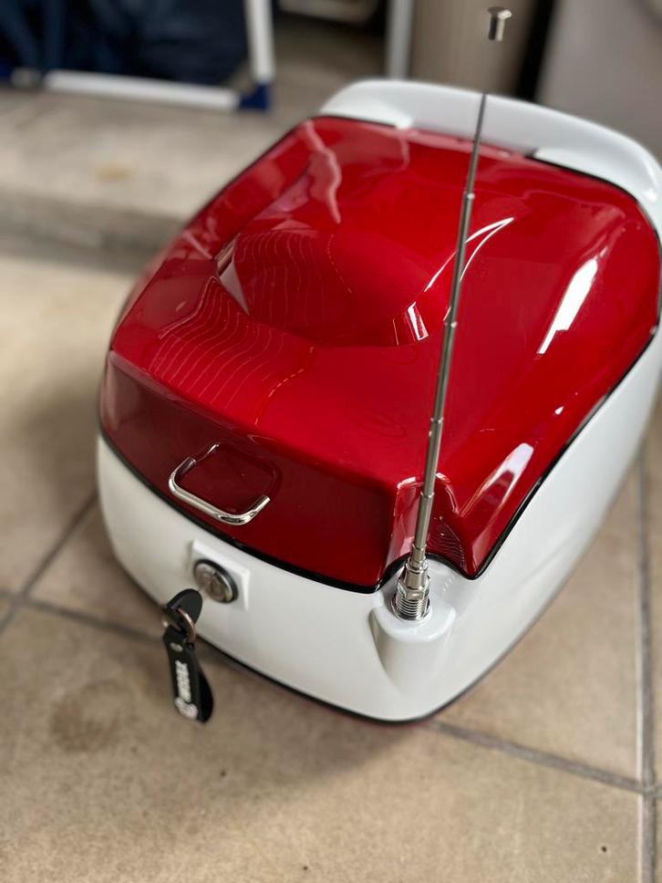 Retro koffer brommer/bromfiets/scooter, Fietsen en Brommers, Brommers | Toebehoren, Koffer, Ophalen