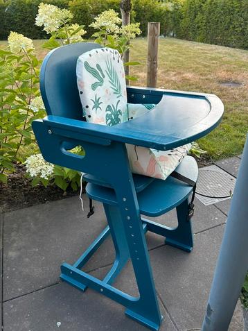 Baby eetstoel beschikbaar voor biedingen