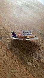 Tomorrowland épingle Brussels Airlines News, Collections, Enlèvement ou Envoi, Neuf