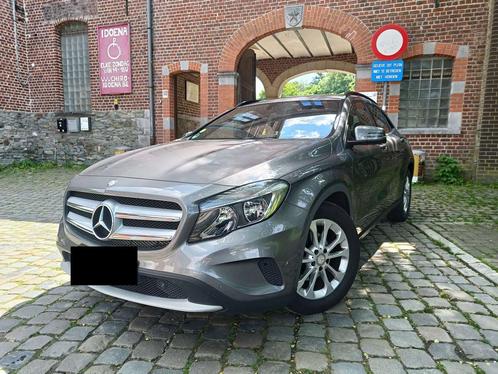 Mercedes-Benz GLA 200 d EURO 6 - 136pk/ch - 155.000KM - GPS/, Autos, Mercedes-Benz, Entreprise, Achat, GLA, ABS, Airbags, Air conditionné