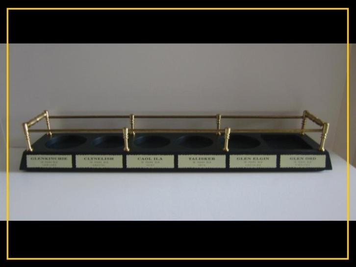 CLASSIC MALTS SELECTION : 6-Bottle display stand - NEW, Maison & Meubles, Dénudé, Neuf, Enlèvement