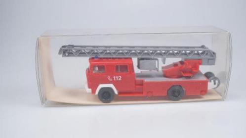 1:87 Wiking Magirus FW DL 30 brandweer ladderwagen, Hobby en Vrije tijd, Modelauto's | 1:87, Zo goed als nieuw, Overige typen