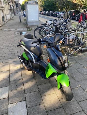 Peugeot Ludix Blaster disponible aux enchères