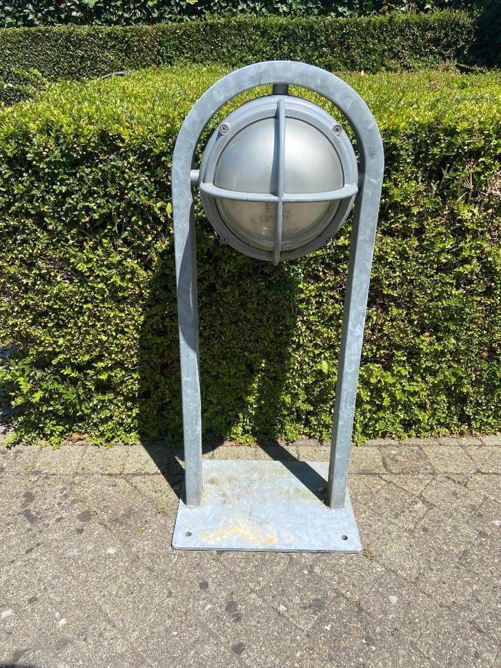 Louis Poulsen skot bollard lamp aluminium - np 1600€, Tuin en Terras, Buitenverlichting, Gebruikt, Aluminium, Ophalen