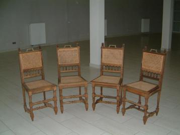 MECHELSE STOELEN beschikbaar voor biedingen