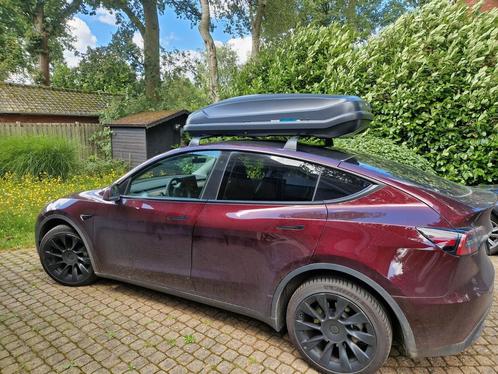 TE HUUR: Dakdragers Tesla Model Y en dakkoffer, Auto diversen, Dakdragers, Zo goed als nieuw, Ophalen