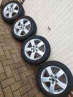 Winterbanden 205/55/R16 met originele Volkswagen velgen5X112, Auto-onderdelen, Banden en Velgen, Ophalen, Gebruikt, 16 inch, Winterbanden