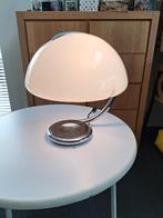 Martinelli Luce Serpente tafellamp
Bieden tot 19/11 ,20.21 u, Huis en Inrichting, Lampen | Spots, Ophalen of Verzenden, Zo goed als nieuw