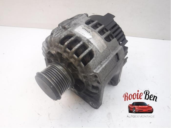 Dynamo d'un Volkswagen Golf, Autos : Pièces & Accessoires, Moteurs & Accessoires, Volkswagen, Utilisé, 3 mois de garantie, Enlèvement ou Envoi