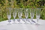 6 flutes a champagne verre moulé (4 + 2 différentes), Ophalen of Verzenden