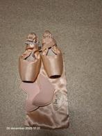 Pointe shoes, Enlèvement