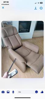 2 elektrische zetels taupe kleur stof, Huis en Inrichting, Zetels | Zetels, Ophalen, Zo goed als nieuw