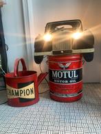 Vintage garage deco Motul Champion oliekan en wandlamp, Verzamelen