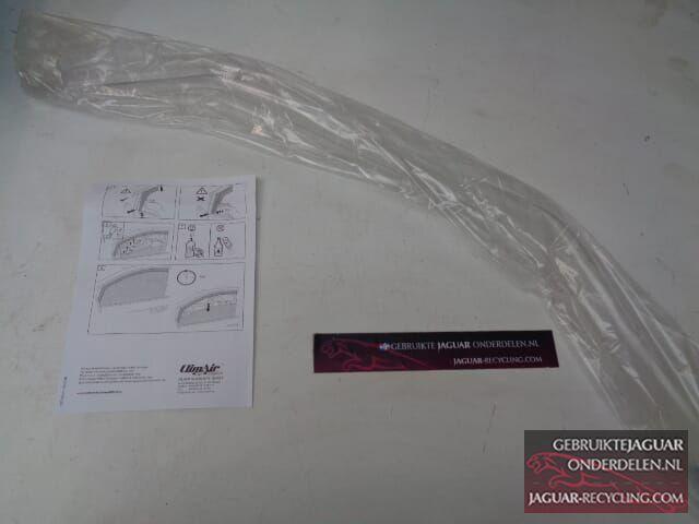 Raamgeleider / wind geleider Discovery 3 / 4 NEW old stock, Autos : Pièces & Accessoires, Vitres & Accessoires, Land Rover, Neuf