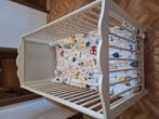 Verstelbaar in hoogte babybedje.Met bijhorende matras., Kinderen en Baby's, Kinderkamer | Bedden, Ophalen, Zo goed als nieuw, Matras