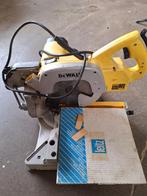 DeWalt afkortzaag, Doe-het-zelf en Bouw, Gereedschap | Zaagmachines, Ophalen, Gebruikt, Afkortzaag