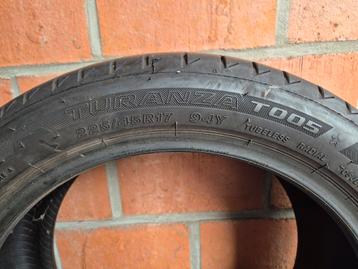 1 Zomerband 225 45 r17 94Y Bridgestone
 beschikbaar voor biedingen