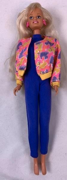 Sindy & Gogo Hond Hasbro Pop 90s met Originele Kleding 1993, Verzamelen, Poppen, Zo goed als nieuw, Pop, Verzenden