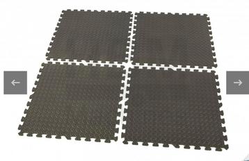 Foam tegels nieuwe 60x60x10 beschikbaar voor biedingen