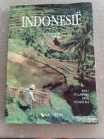 Indonesië, Ophalen, Zo goed als nieuw