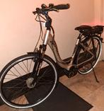 Elektrische fiets middenmotor 2jaar oud, Fietsen en Brommers, Elektrische fietsen, Ophalen, Zo goed als nieuw, 50 km per accu of meer