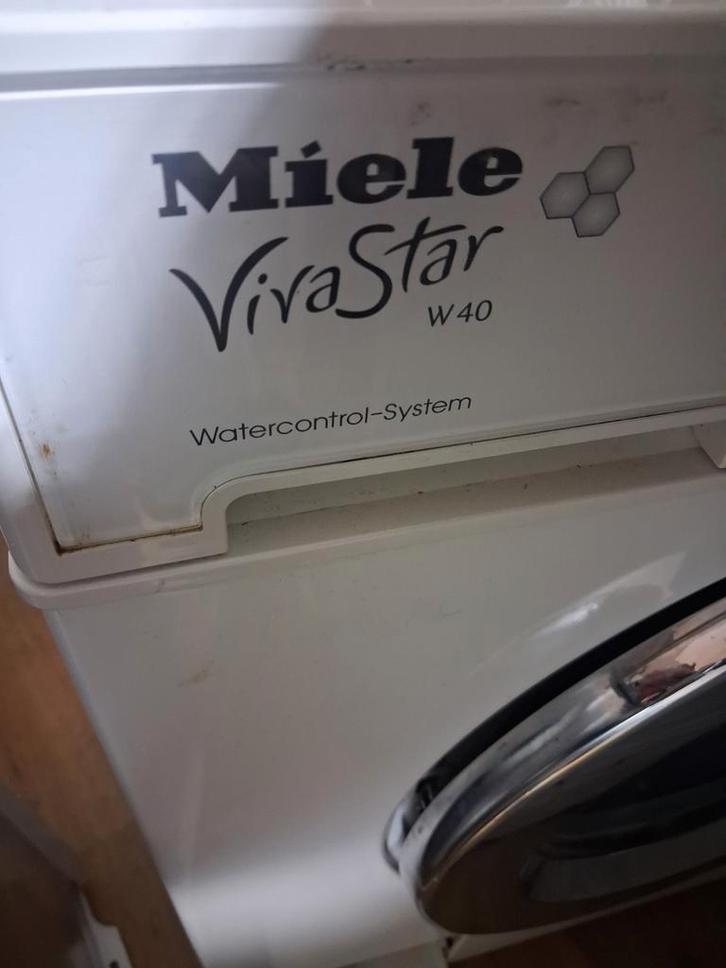 Wasmachine, Elektronische apparatuur, Wasmachines, Gebruikt, Voorlader, 4 tot 6 kg, 1600 toeren of meer, Energieklasse A of zuiniger