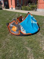 Lacuna sigma 7m + liquid force wow 9m v4, Watersport en Boten, Kitesurfen, Ophalen, Zo goed als nieuw, Bar
