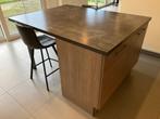 Kookeiland met onderkast, inclusief 2 barstoelen van leer, Huis en Inrichting, Keuken | Complete keukens, Ophalen, Staal of Inox