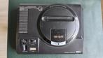 Sega Mega Drive 16 bit console. 2 controllers, kabels, Ophalen of Verzenden, Mega Drive