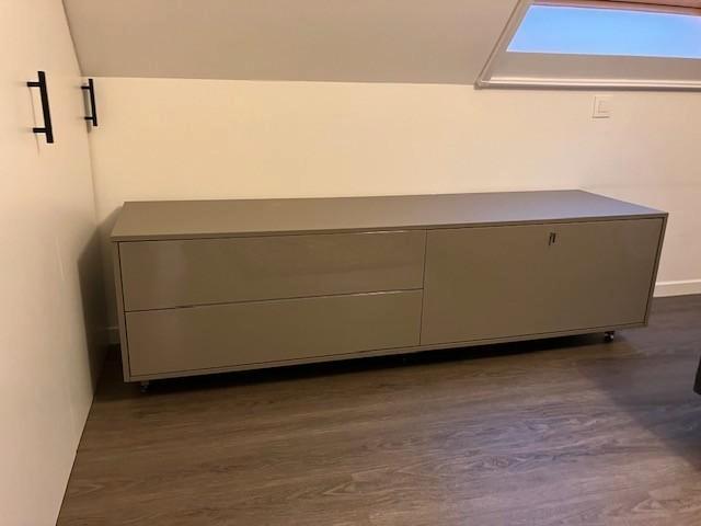 TV meubel/Hifi kast, Huis en Inrichting, Kasten |Televisiemeubels, Zo goed als nieuw, Minder dan 100 cm, 150 tot 200 cm, 25 tot 50 cm