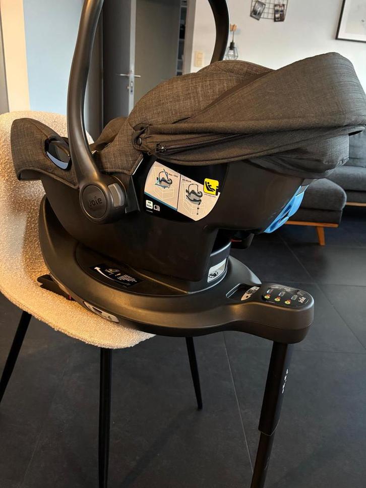 Joie autostoel met isofix onderstel, Kinderen en Baby's, Autostoeltjes, Zo goed als nieuw, Overige merken, Isofix, Ophalen
