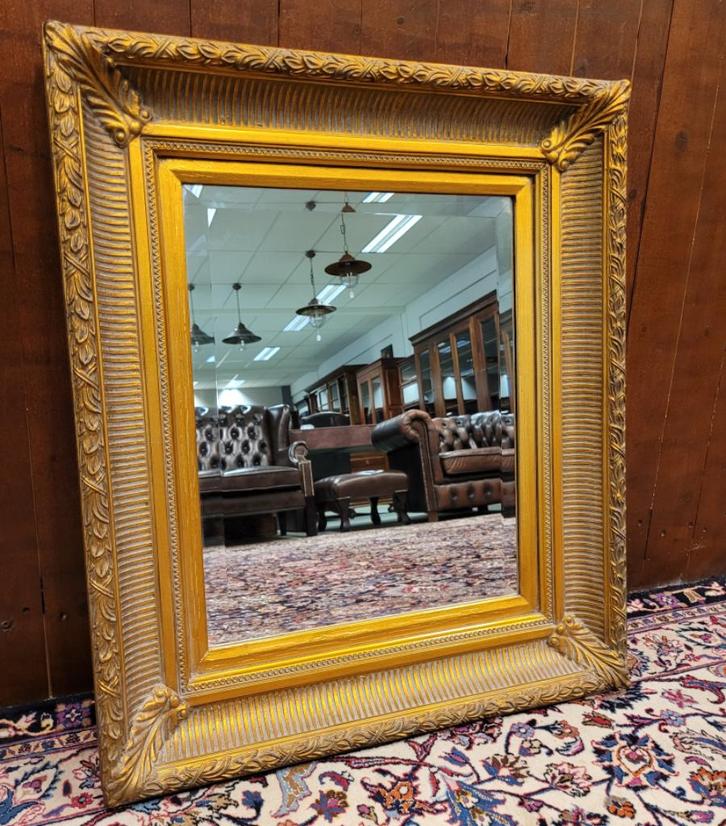 Gouden badkamerspiegel met verwarmingselement spiegel, Huis en Inrichting, Woonaccessoires | Spiegels, Zo goed als nieuw, 50 tot 75 cm