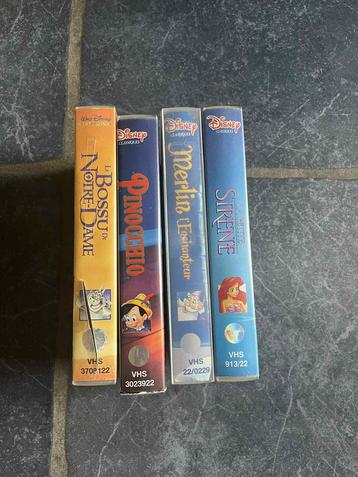Lot de VHS beschikbaar voor biedingen