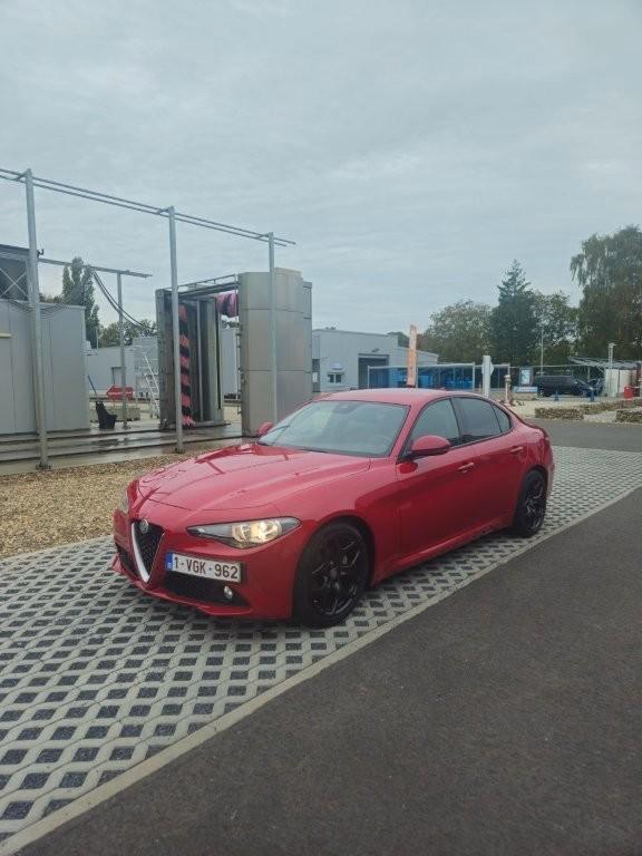 Alfa Romeo Giulia 2.0 Turbo 200 ZF 8-Speed Automatic, Auto's, Alfa Romeo, Particulier, Giulia, ABS, Boordcomputer, Centrale vergrendeling